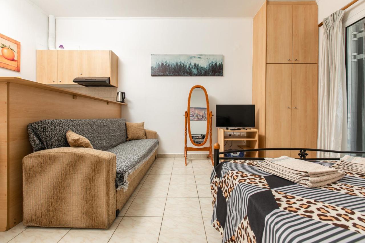 Central Cozy Apartment Sparta Bagian luar foto